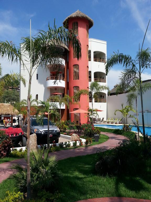 Hotel Y Suites Los Encantos Саюлита Номер фото