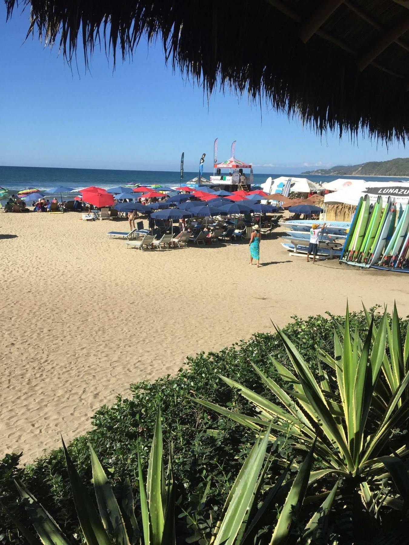 Hotel Y Suites Los Encantos Саюлита Экстерьер фото